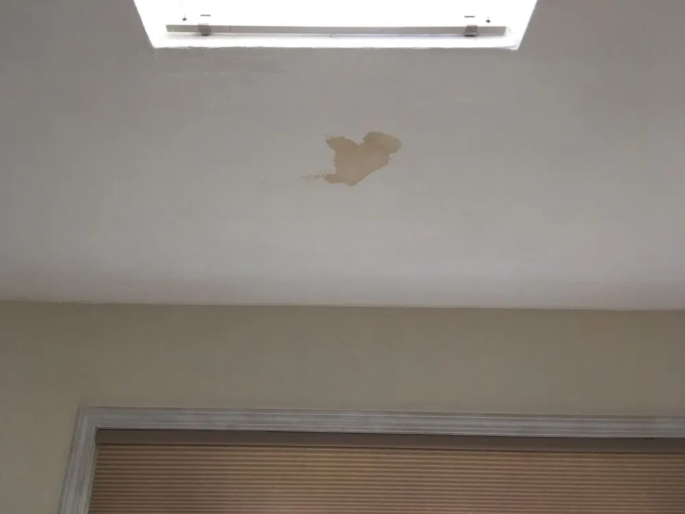 Slide of A & G Roofing