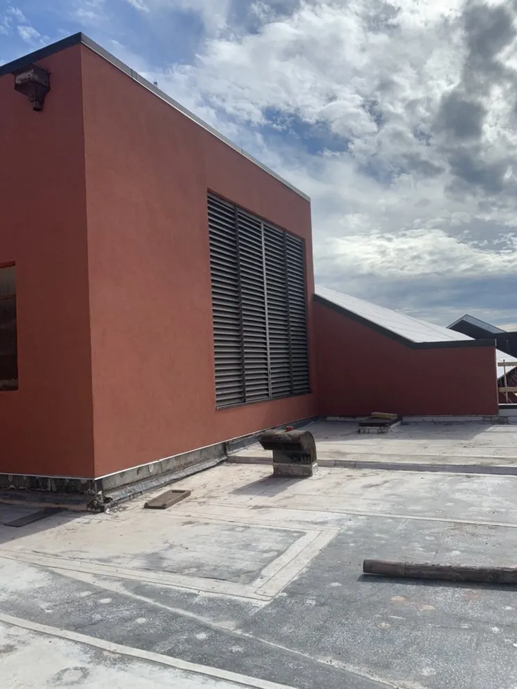 Slide of A & J Navas Construction