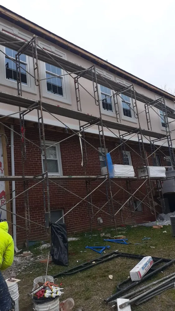 Slide of A & J Navas Construction