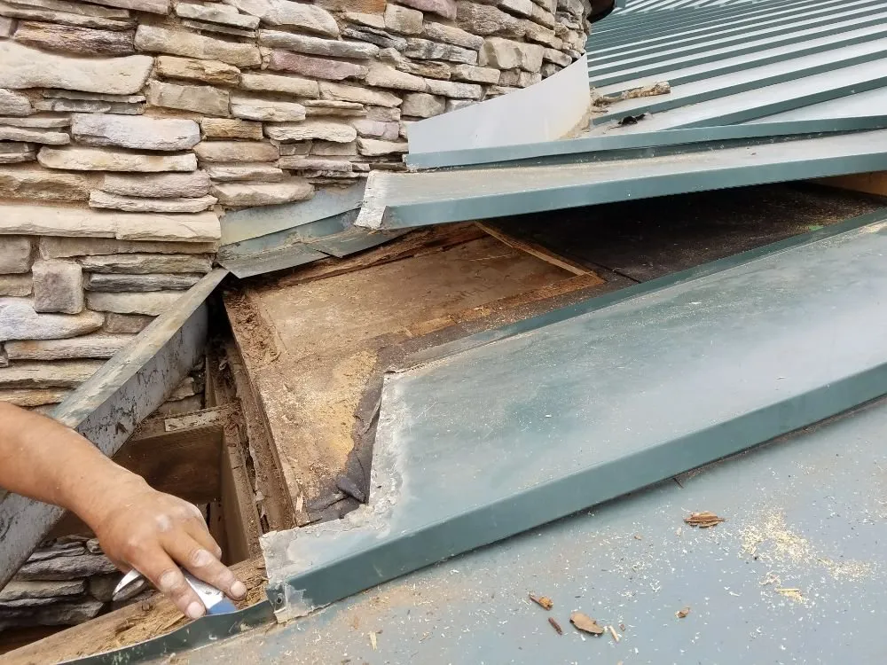 Slide of A & J Roofing