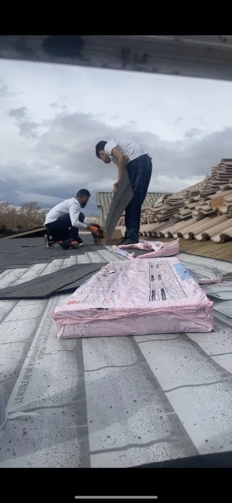 Slide of A & K Roofing