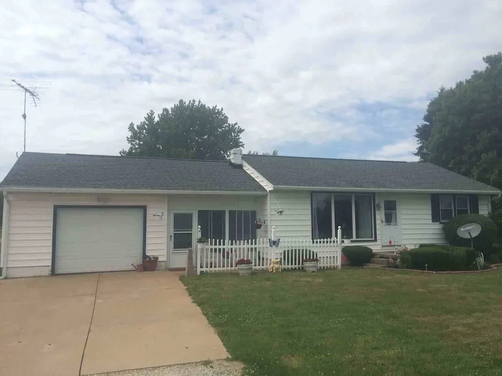 Slide of A & L Roofing