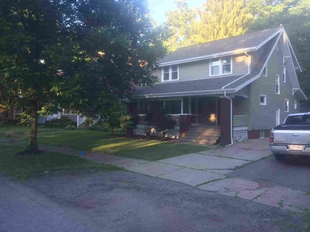 Slide of A & L Roofing