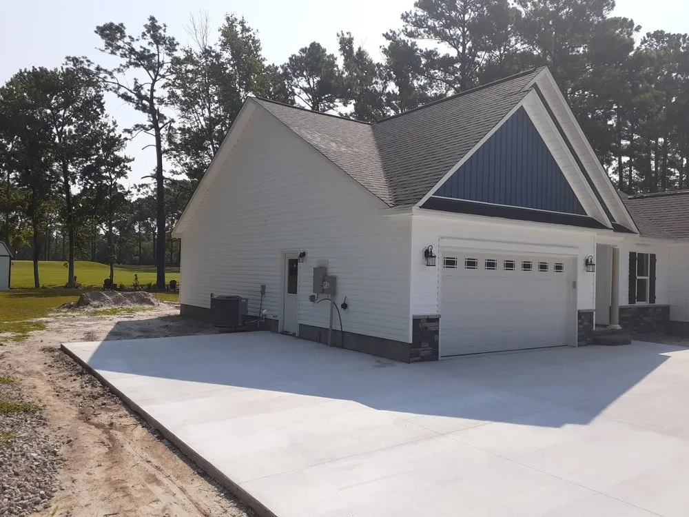 Licensed storm damage roof repair in Arapahoe, NC - A & Q Roofing