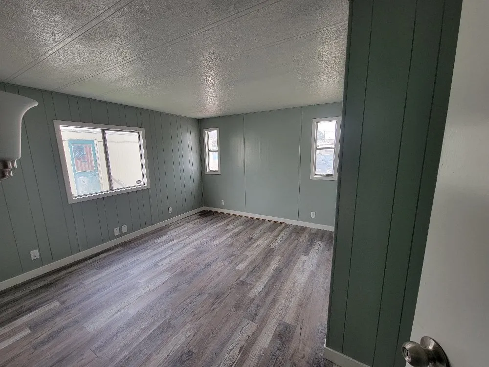 Slide of A & R Veteran Contracting