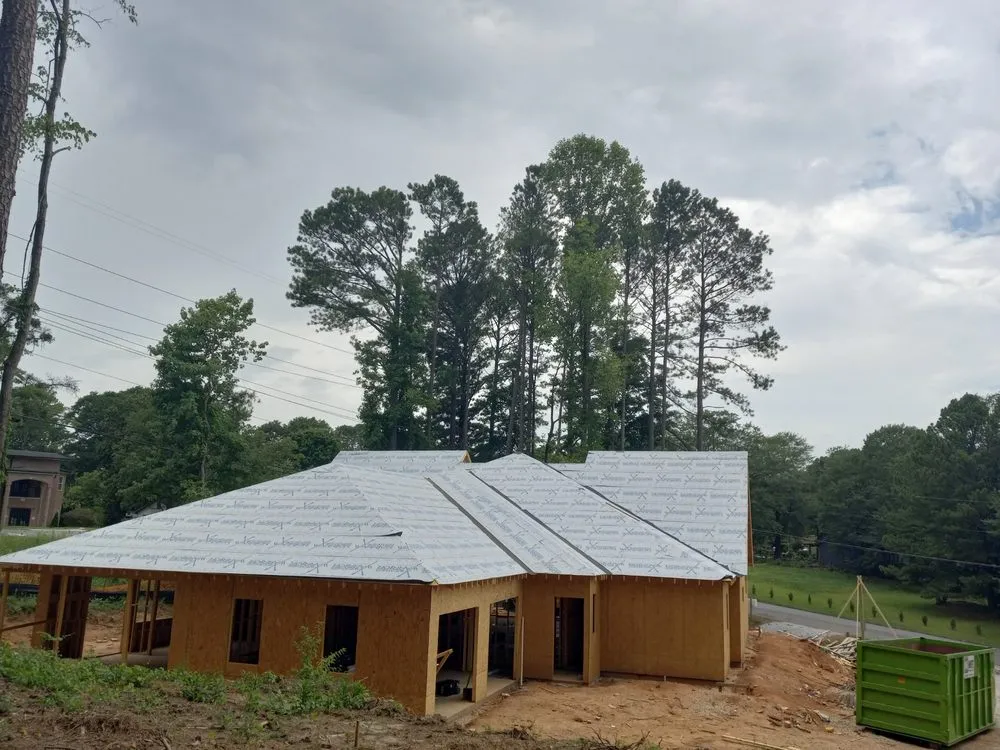 Expert residential roofing service in GILLEM ENCLAVE, GA by A & U Services
