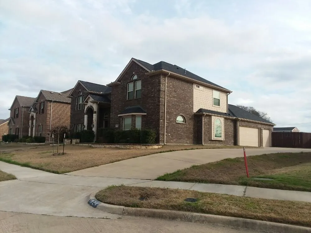 Slide of A-1 Best Roofing