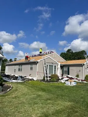 A-1 Roofing Logo