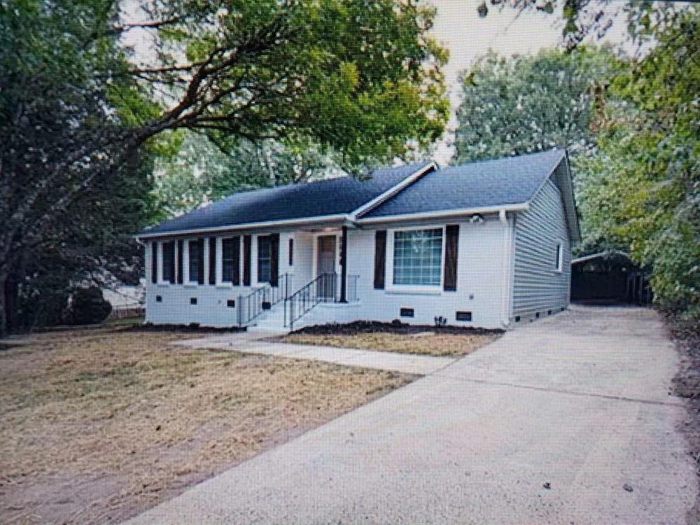 Slide of A 1st Choice Contracting