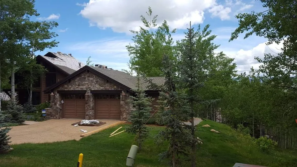 Slide of A 2 Z Roofing