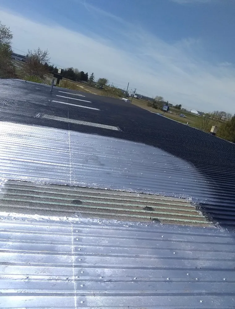 Professional shingle roofing service experts serving Woodbridge Township, NJ - A and R Roofing & Home Improvements