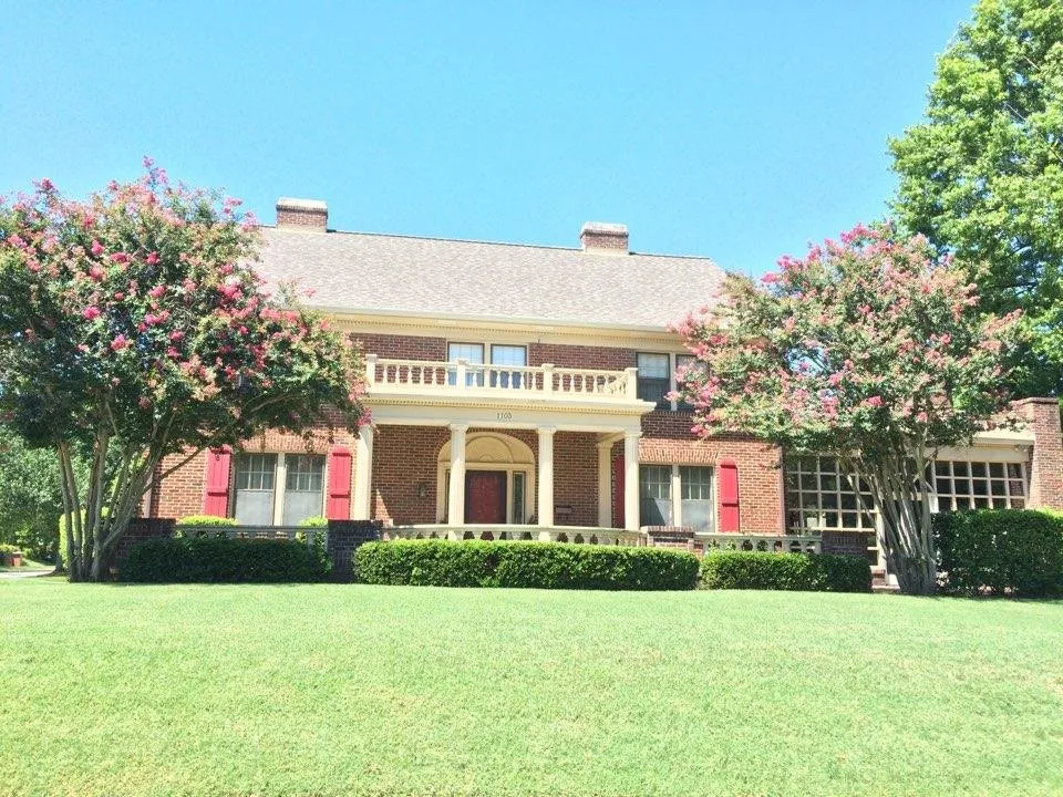 Slide of A-Best Roofing