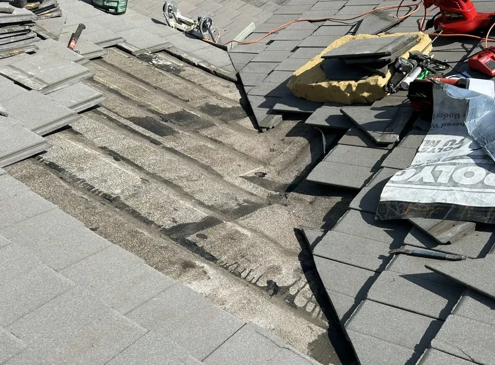 Licensed residential roofing service for fast service in Port St. Lucie, FL by A Coast Roof
