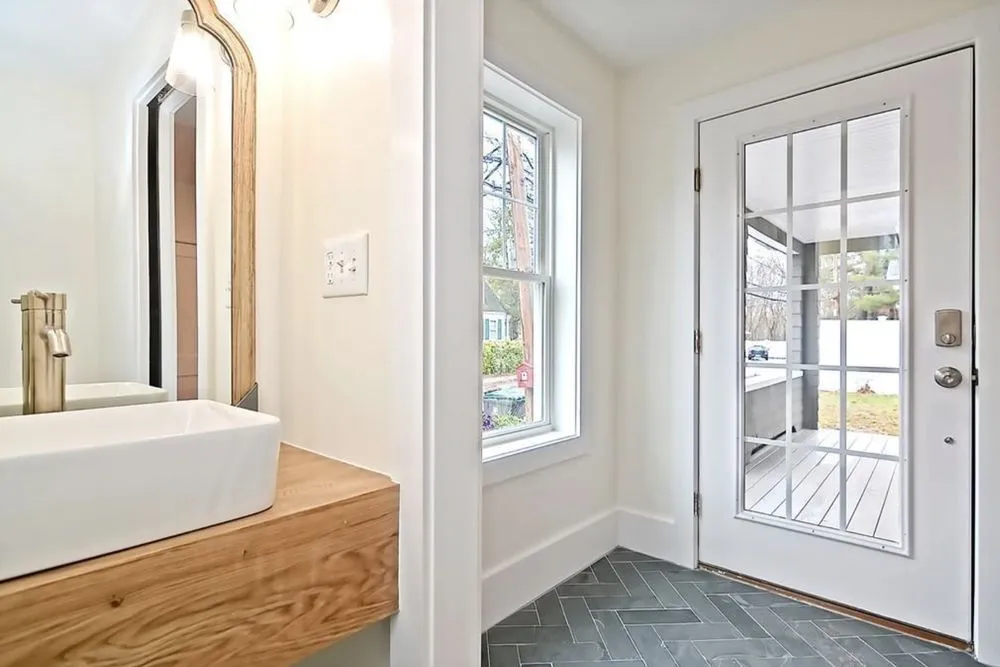 Slide of A Daly Unit