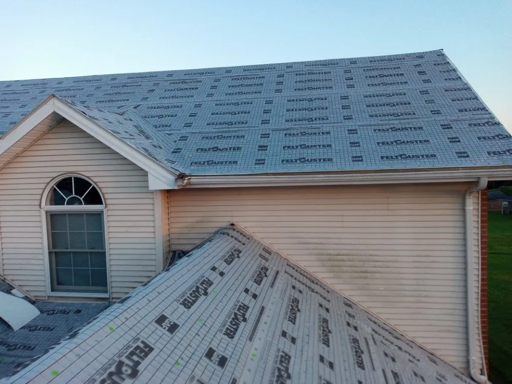 Top-rated metal roofing installation for residential properties in Ferguson, KY by A Earlybirds