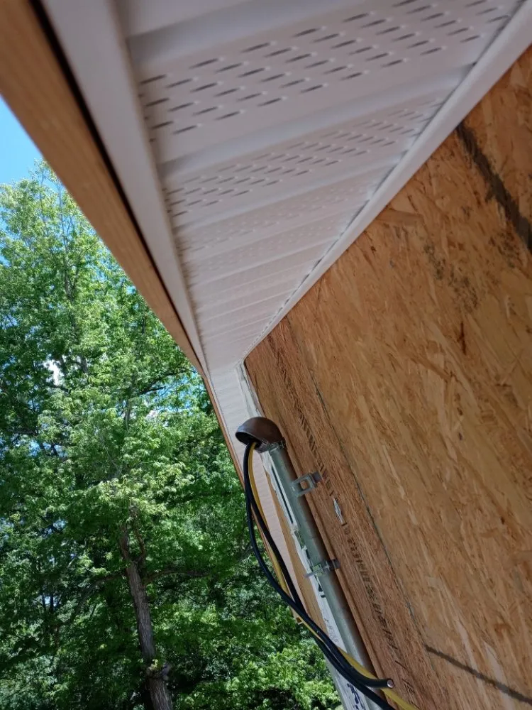 Reliable shingle roofing service after storm damage in Ferguson, KY by A Earlybirds