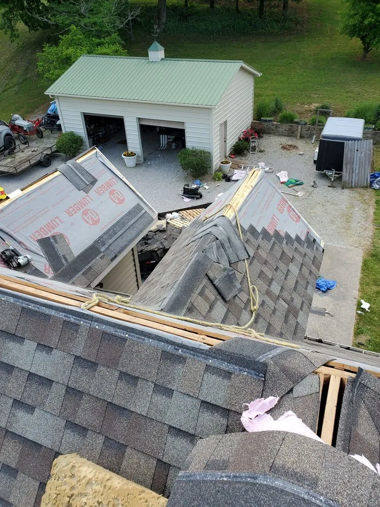 Slide of A Good Roofer