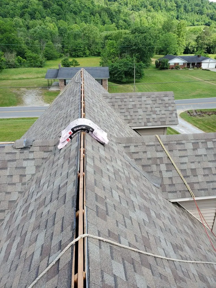 Slide of A Good Roofer