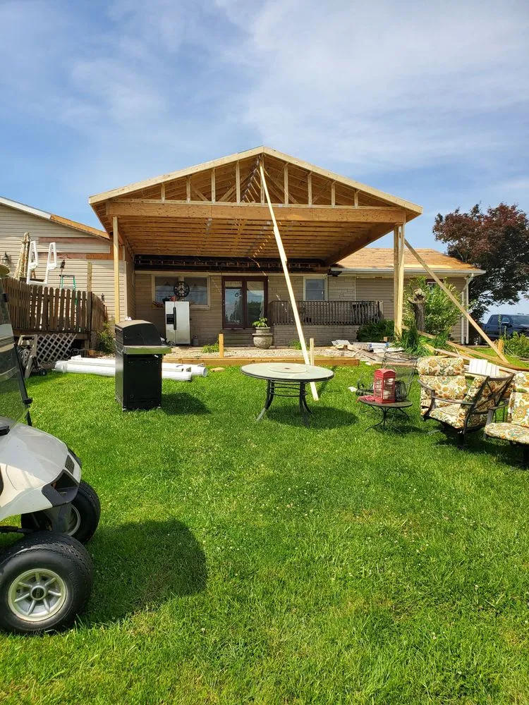 Slide of A Good Roofer