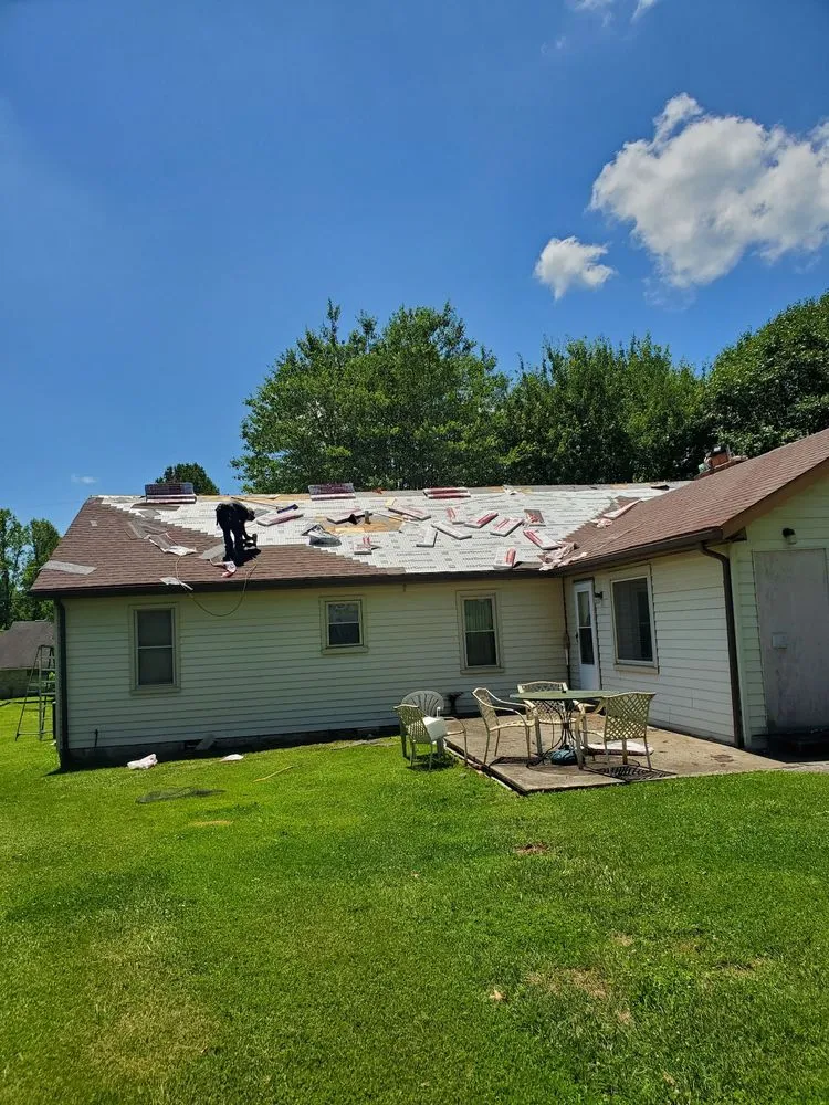 Slide of A Good Roofer