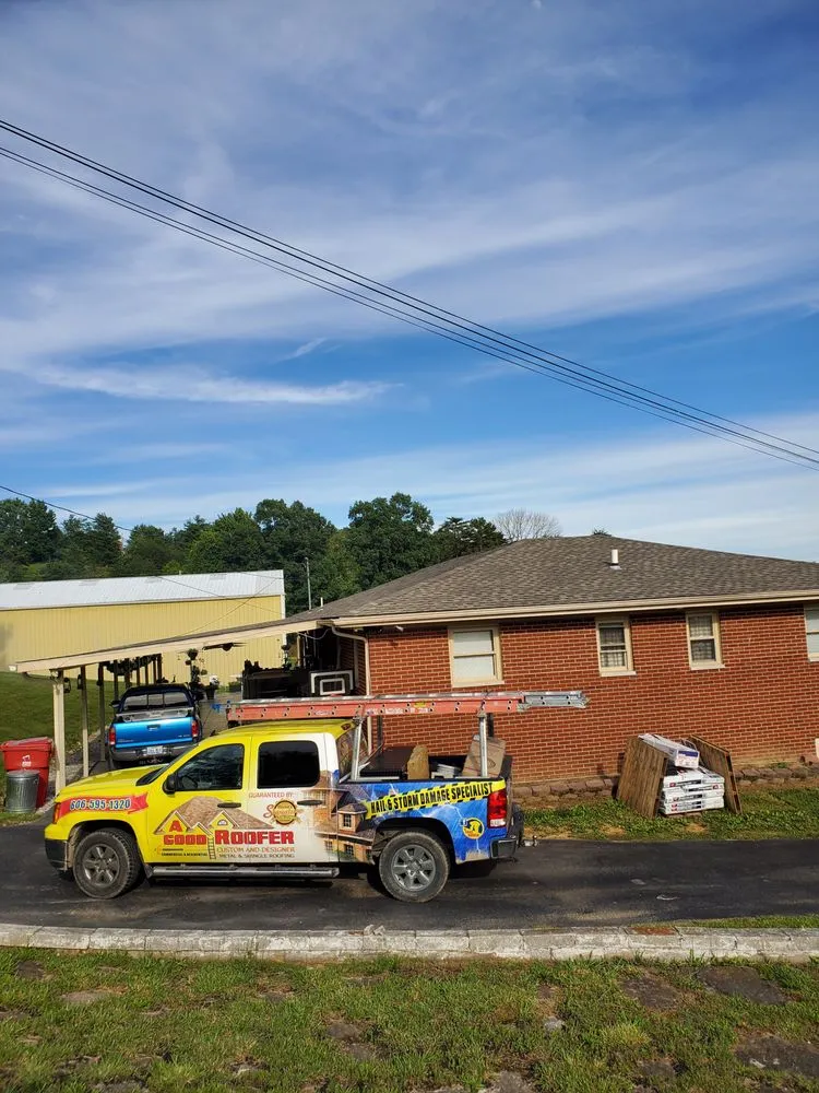 Slide of A Good Roofer