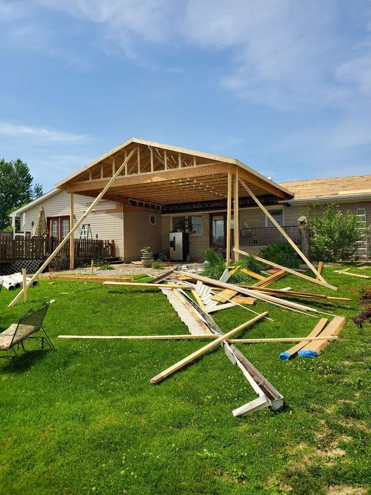Slide of A Good Roofer
