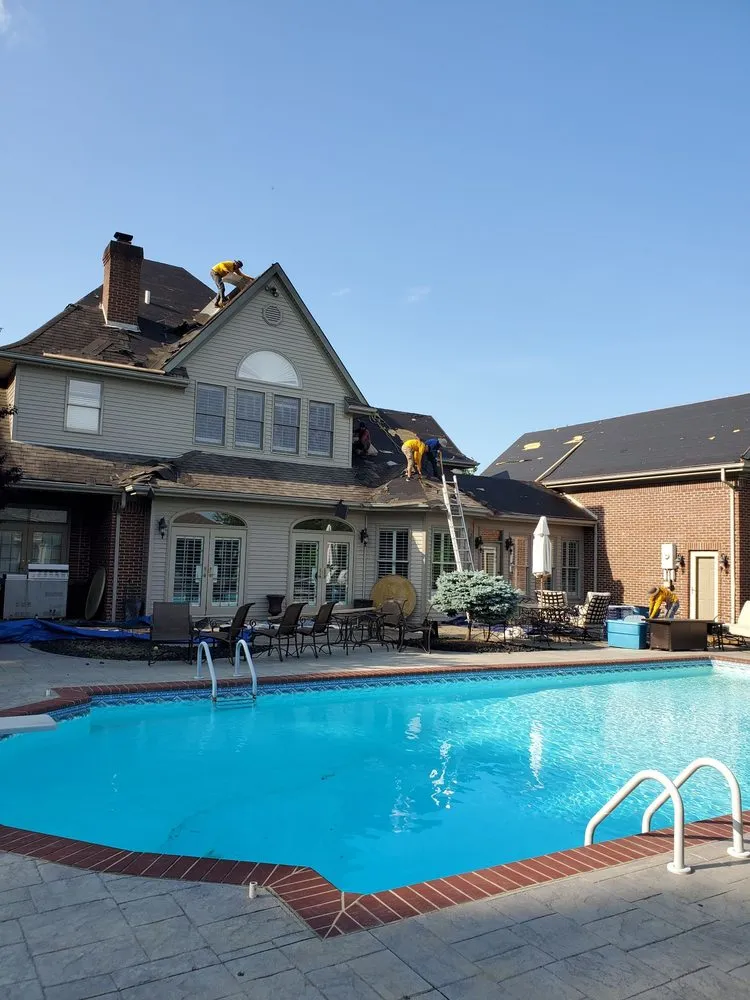 Slide of A Good Roofer