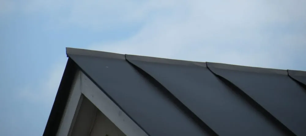 Slide of A Guaranteed Roof & Guttering