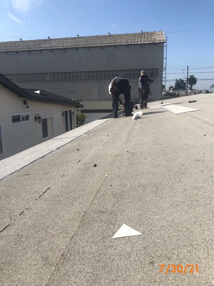 Slide of A Gutierrez Roofing