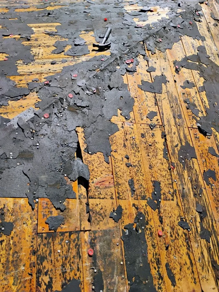 Slide of A-Howell Roofing & Gutters