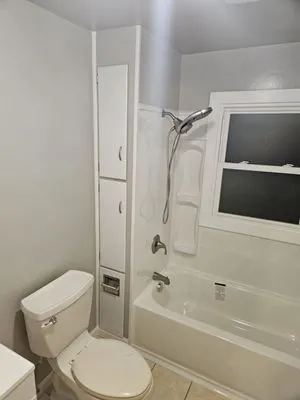 A I 4 Renovations and Remodeling Logo