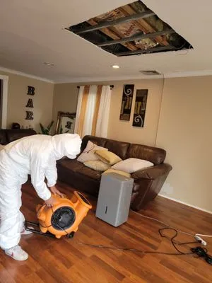 A L Best Construction Logo