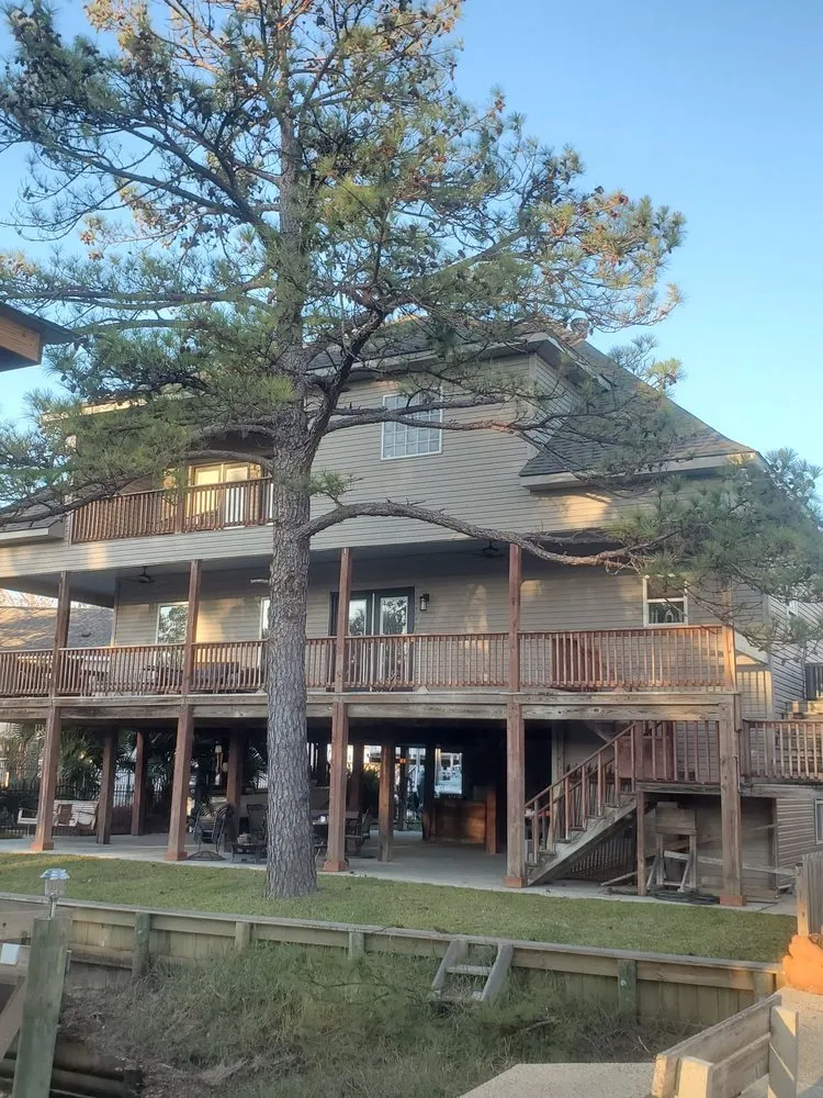 Slide of A-List Renovations