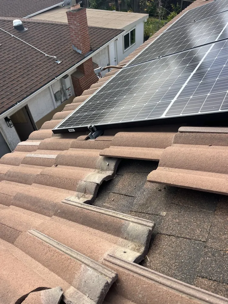 Slide of A. M.C  Alex Roofing