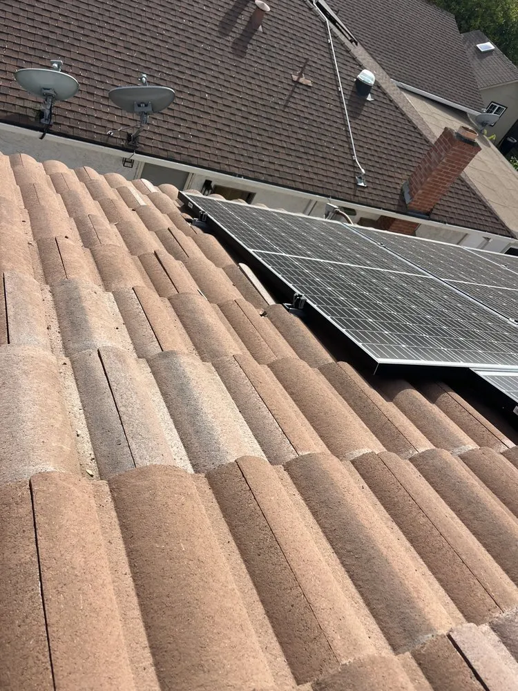 Slide of A. M.C  Alex Roofing