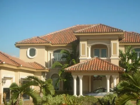 Emergency roof installation in Opaloka, FL by A Plus Roofing Corp