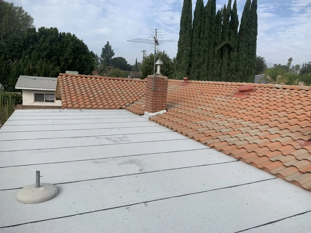 Slide of A Quality Roofing