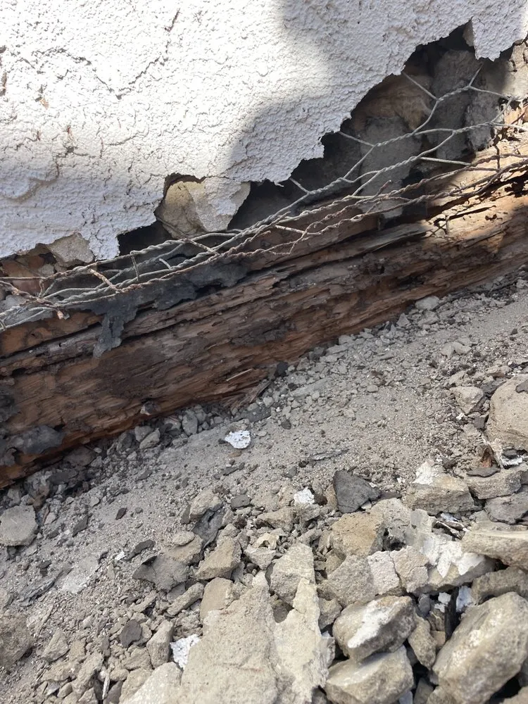 Slide of A R Contracting 