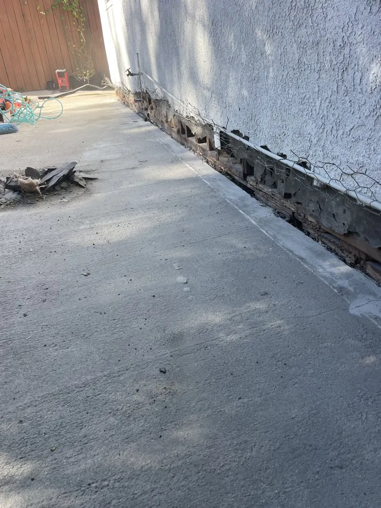 Slide of A R Contracting 