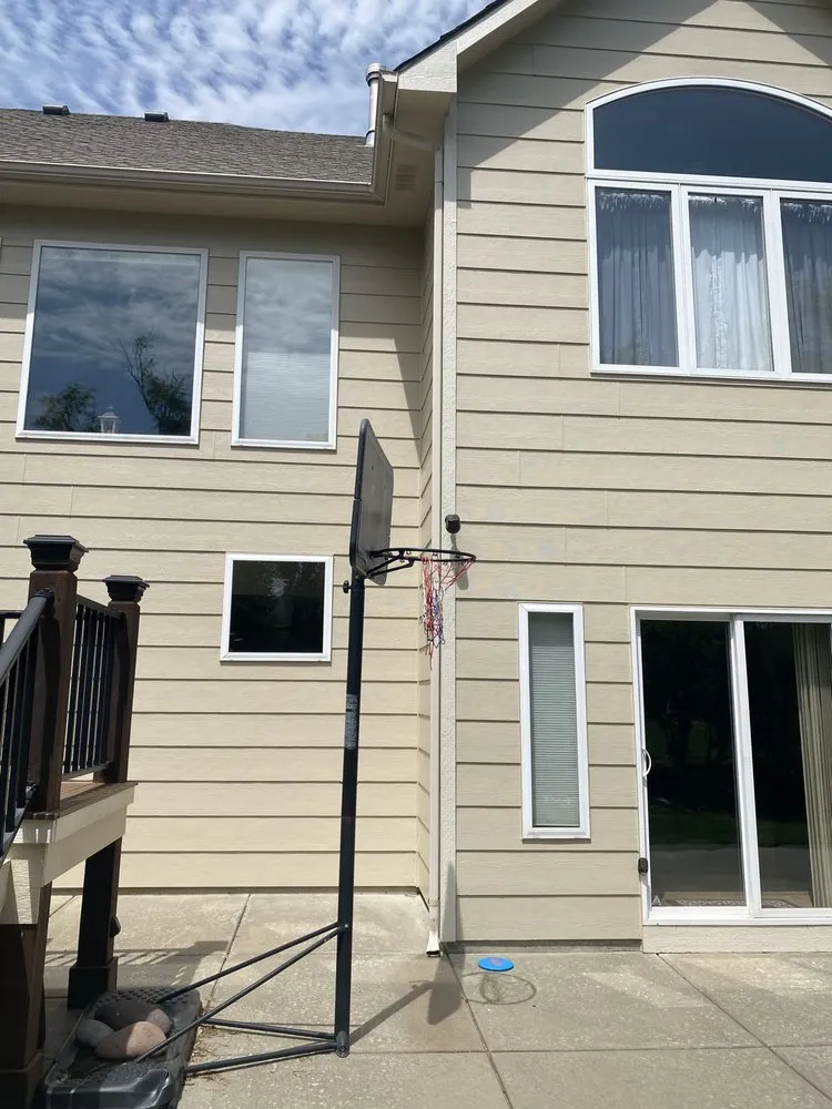 Slide of A-R Roofing