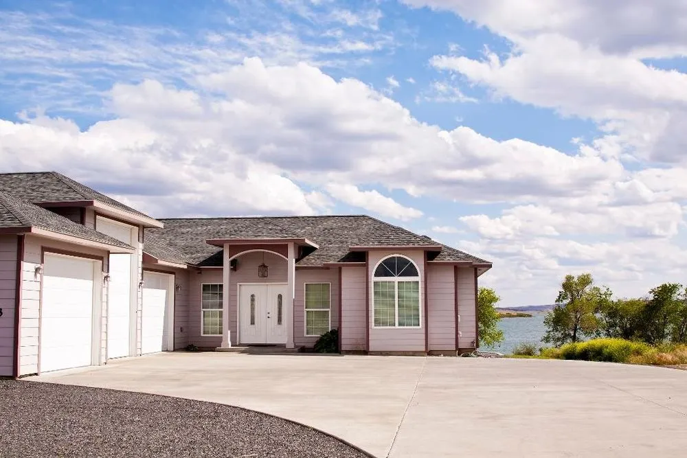 Slide of A Real Advantage