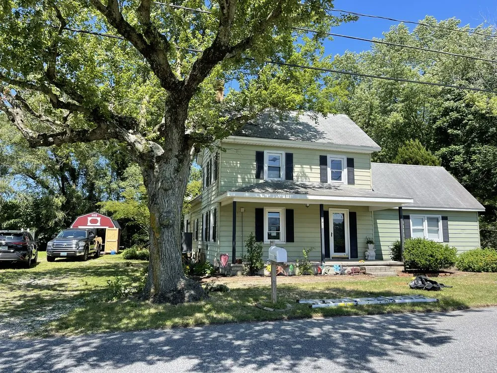 Top-rated shingle roofing service in Willards, MD - A Shore Thing Home Improvements