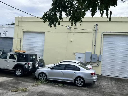 A-Star Contractors Logo