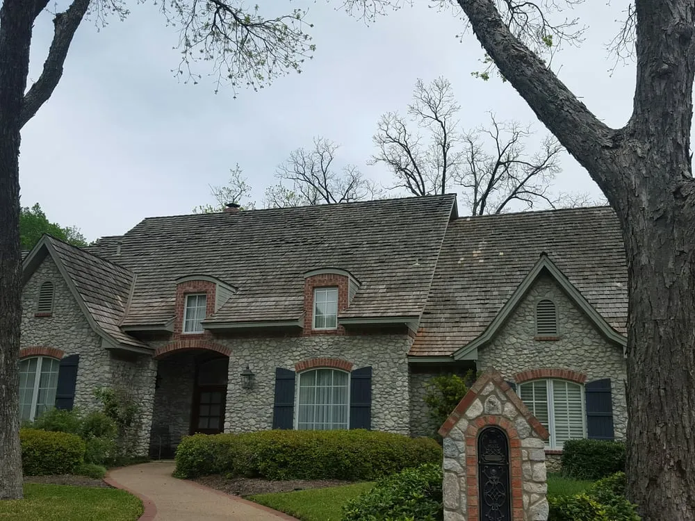 Slide of A Star Roofing of Texas