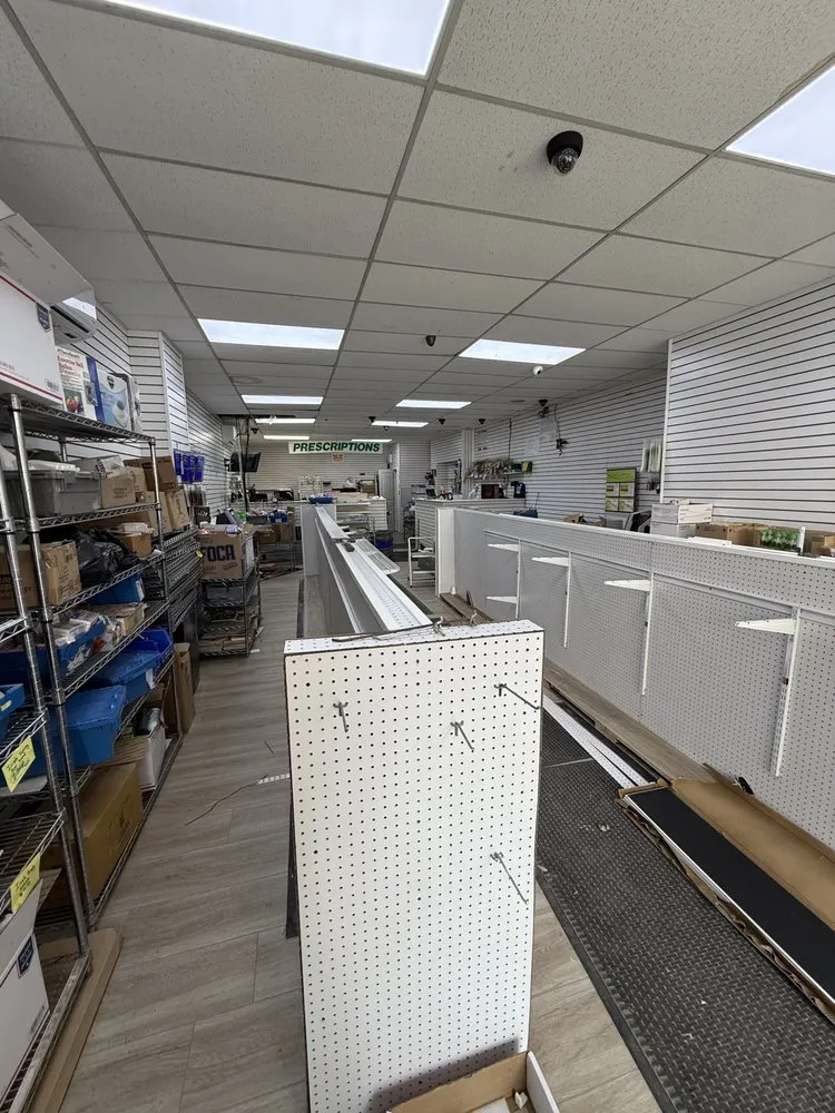 Slide of A to Z Construction and Renovation