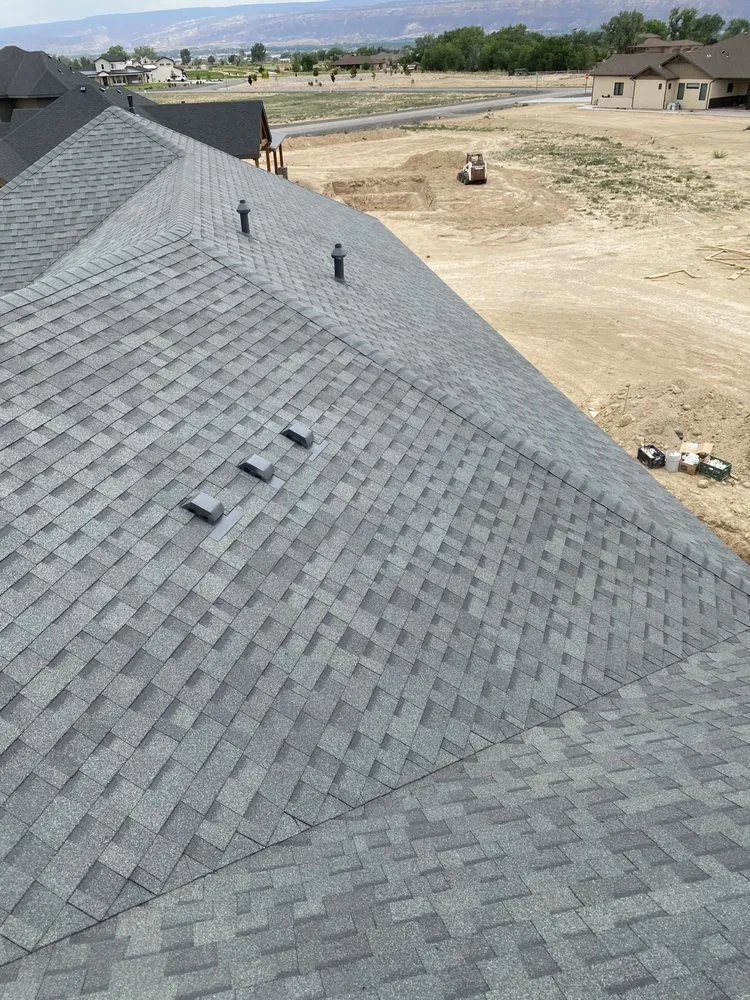 Slide of A to Z Roofing