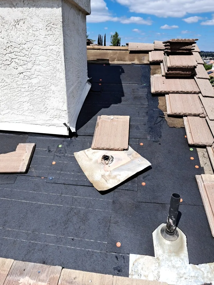 Slide of A V O Handyman Services