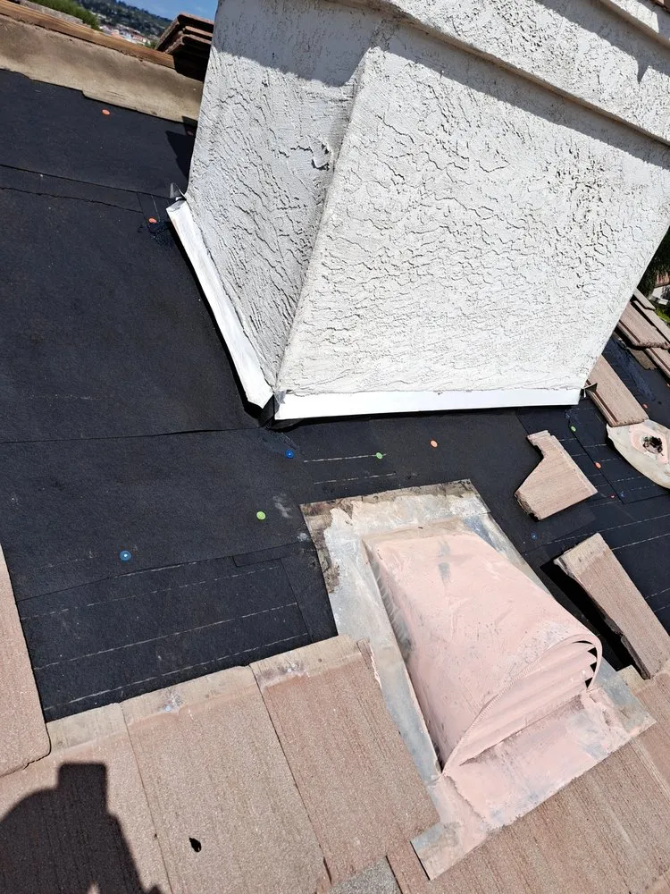 Slide of A V O Handyman Services