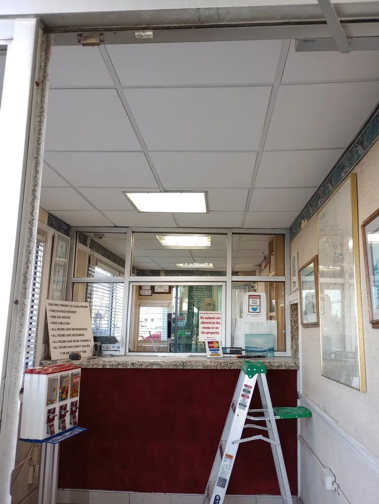 Slide of A. Yoder's Roofing & Construction