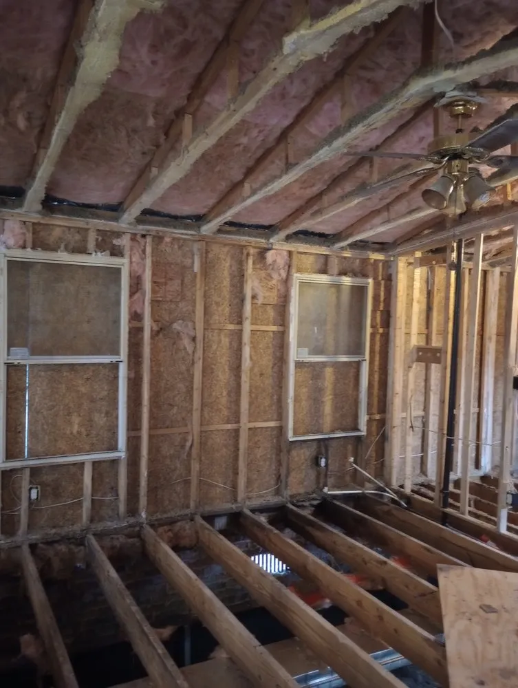 Slide of A. Yoder's Roofing & Construction